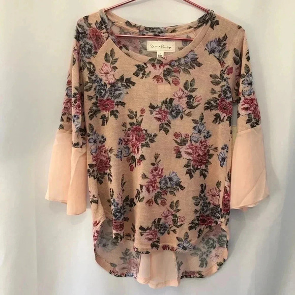 French Laundry Women’s Top Small Floral 3/4 Sleeve High Low Bell Sleeve - Picture 8 of 8